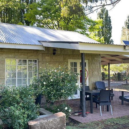 קלרנס Periwinkle, Grove ,Acorn & Sage Cottages מראה חיצוני תמונה