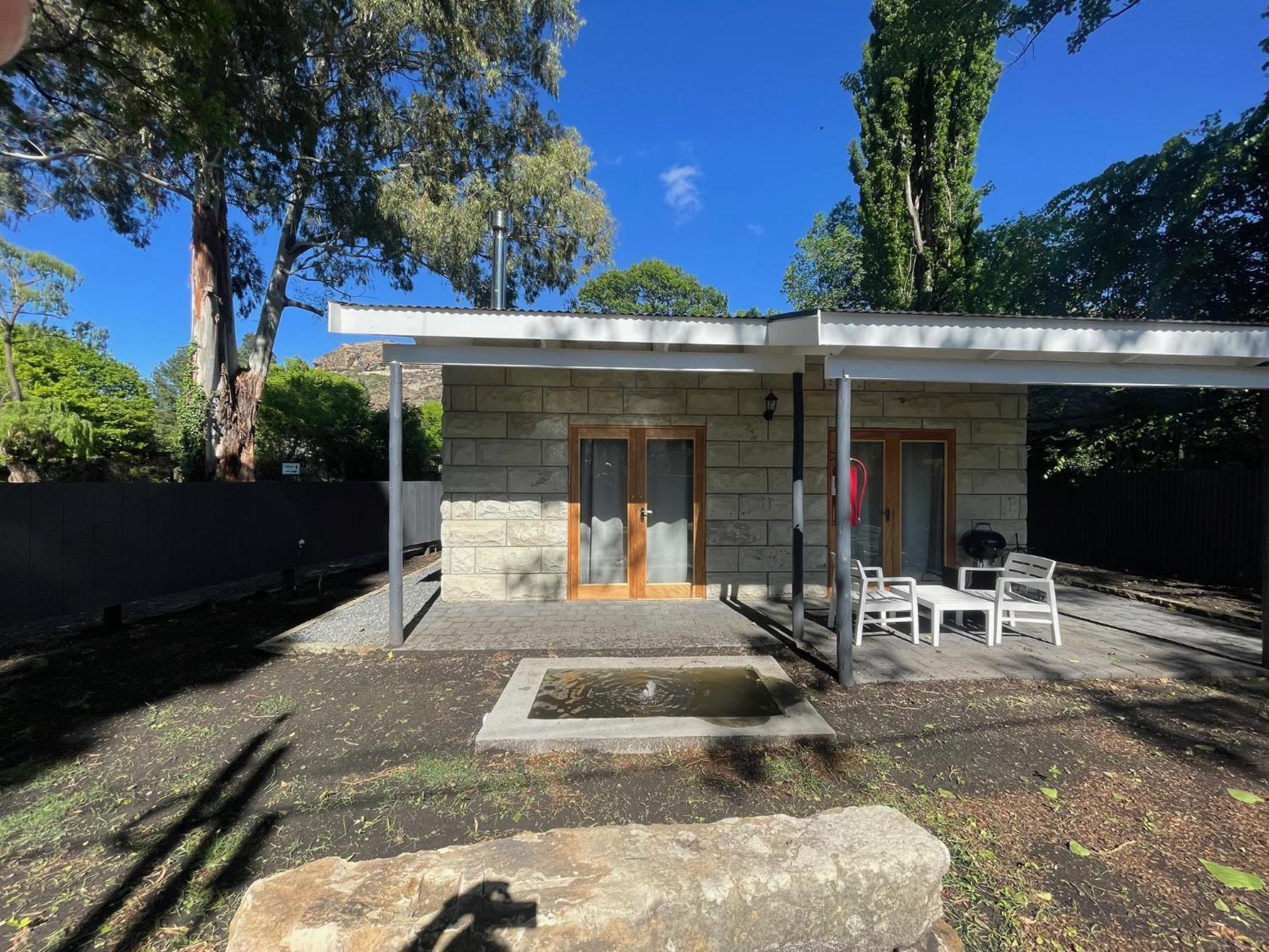 קלרנס Periwinkle, Grove ,Acorn & Sage Cottages מראה חיצוני תמונה