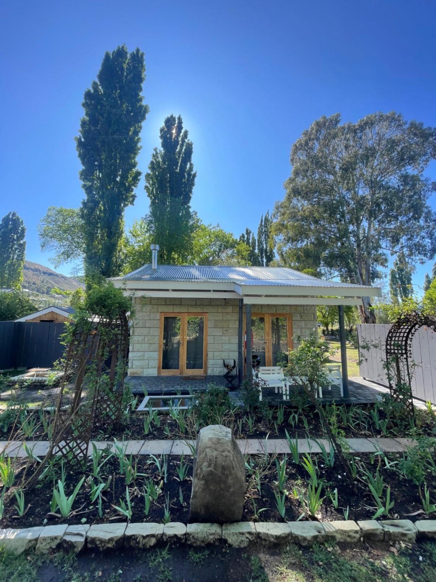 קלרנס Periwinkle, Grove ,Acorn & Sage Cottages מראה חיצוני תמונה
